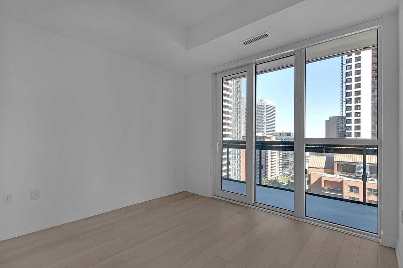 Preview image for 39 Roehampton Ave #1101, Toronto