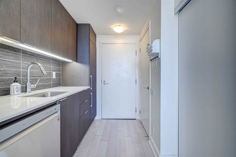 Preview image for 5 Hanna Ave #602, Toronto