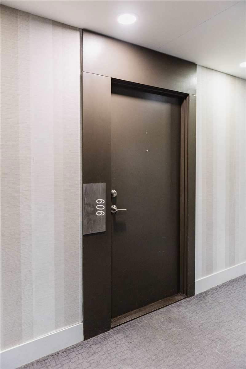 Preview image for 20 Bruyeres Mews N/A #909, Toronto