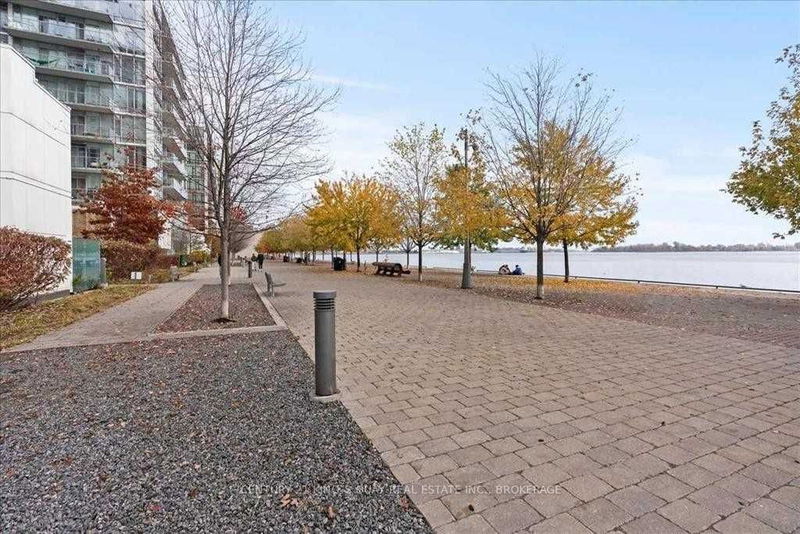 Preview image for 15 Queens Quay E #913, Toronto