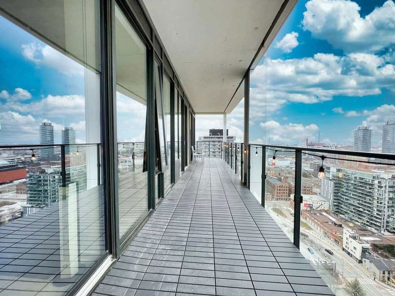 Preview image for 55 Ontario St #2403, Toronto