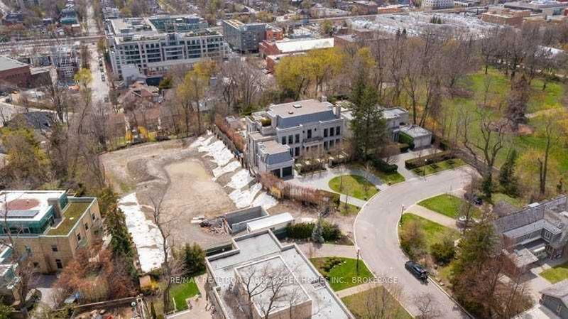 Preview image for 21 Ardwold Gate, Toronto