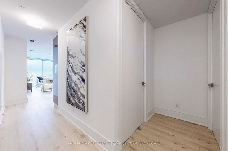 Preview image for 3 Gloucester St #Ph02, Toronto