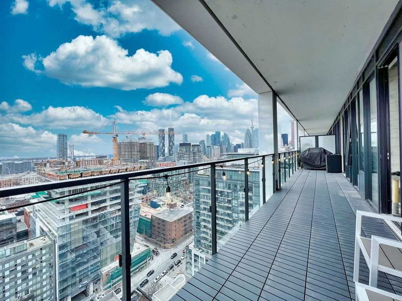 Preview image for 55 Ontario St #2403, Toronto