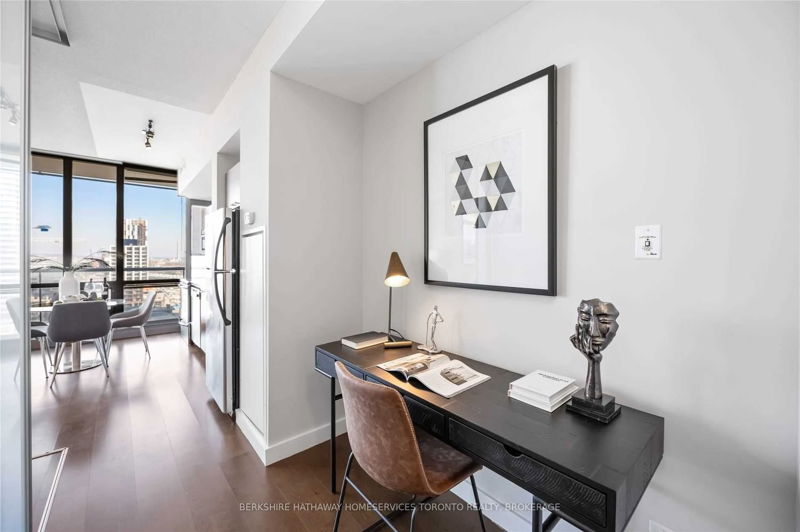 Preview image for 33 Mill St #1403, Toronto