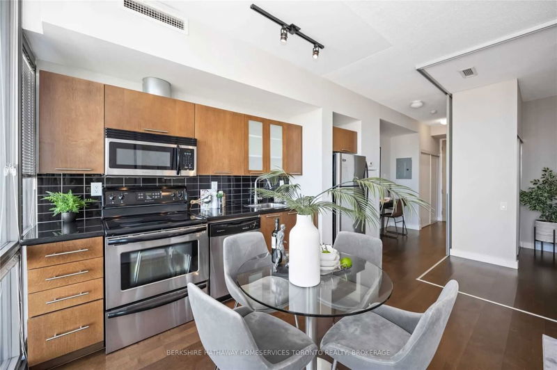 Preview image for 33 Mill St #1403, Toronto