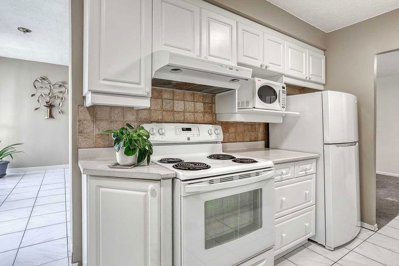 Preview image for 5 Old Sheppard Ave #101, Toronto
