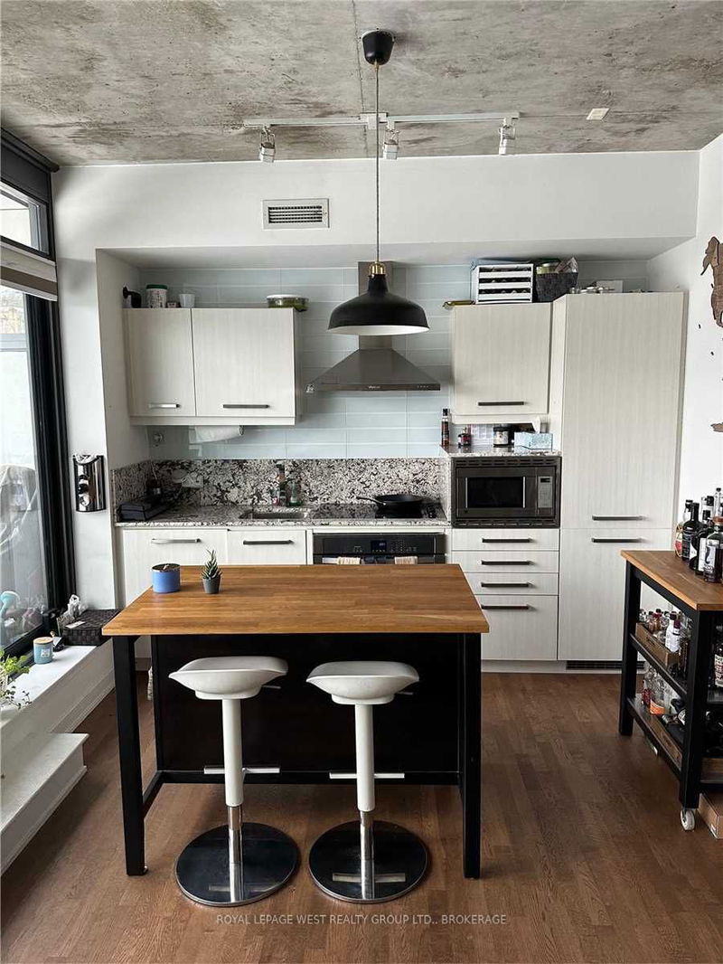 Preview image for 15 Beverley St #503, Toronto