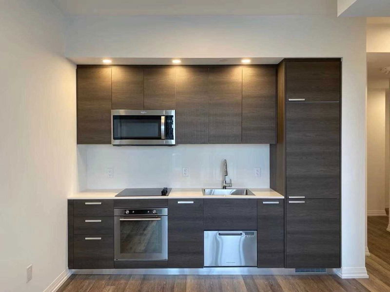 Preview image for 75 Canterbury Pl #1111, Toronto