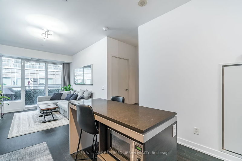 Preview image for 1030 King St W #221, Toronto