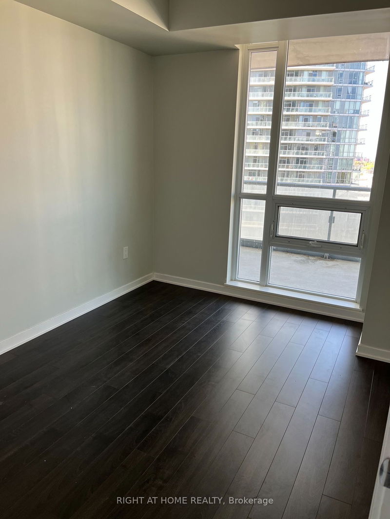 Preview image for 62 Forest Manor Rd #901, Toronto