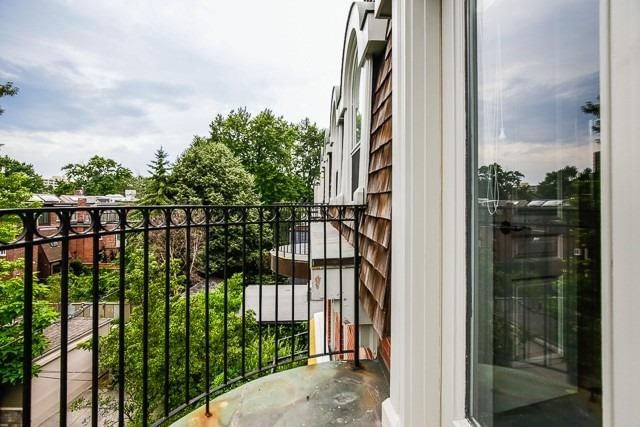 Preview image for 35 Boswell Ave, Toronto