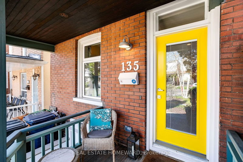 Preview image for 135 Lindsey Ave, Toronto