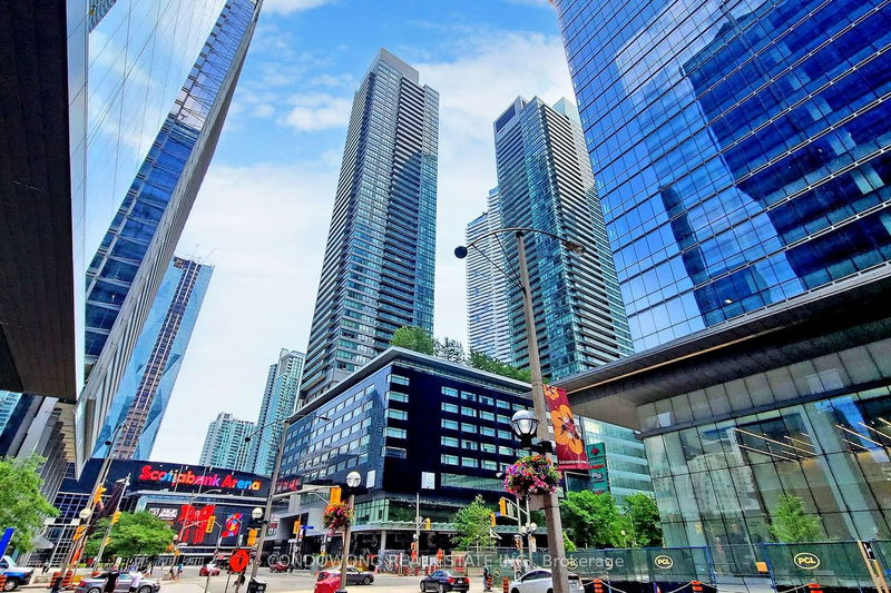 Preview image for 65 Bremner Blvd #3501, Toronto