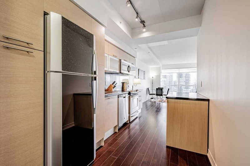 Preview image for 386 Yonge St #4901, Toronto