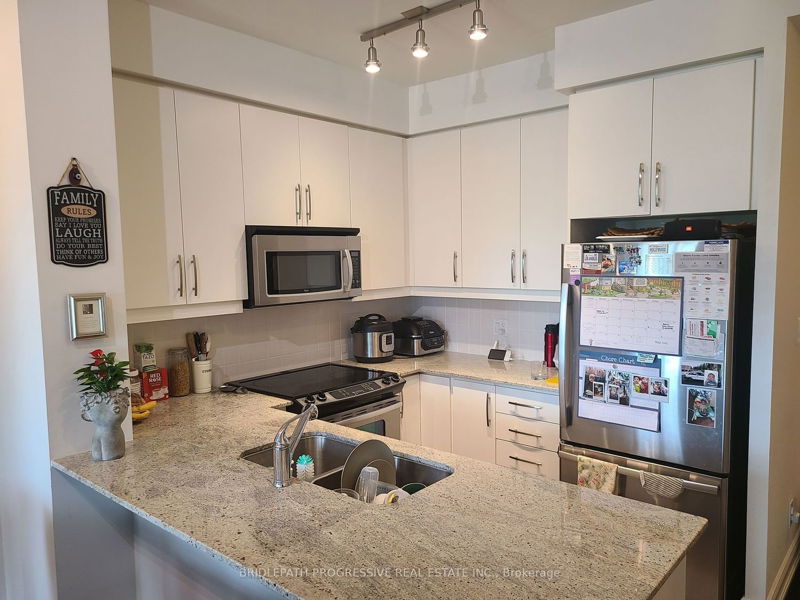 Preview image for 20 Bloorview Pl #819, Toronto