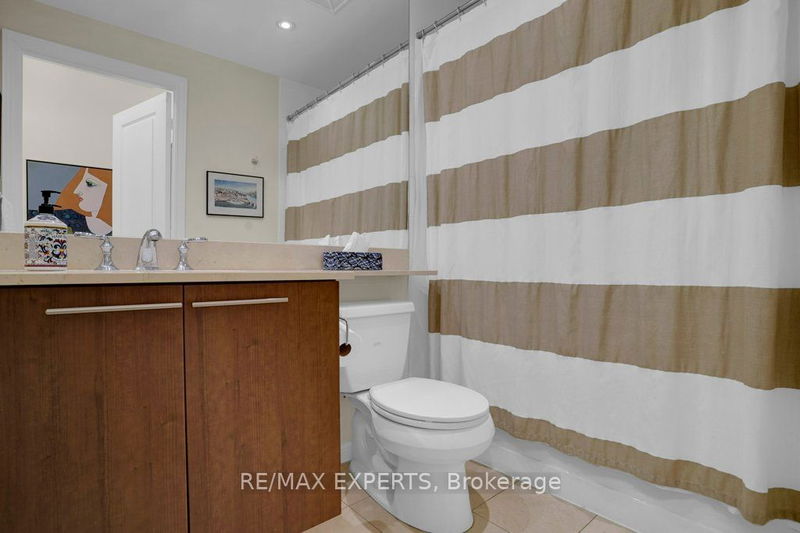 Preview image for 628 Fleet St #404, Toronto