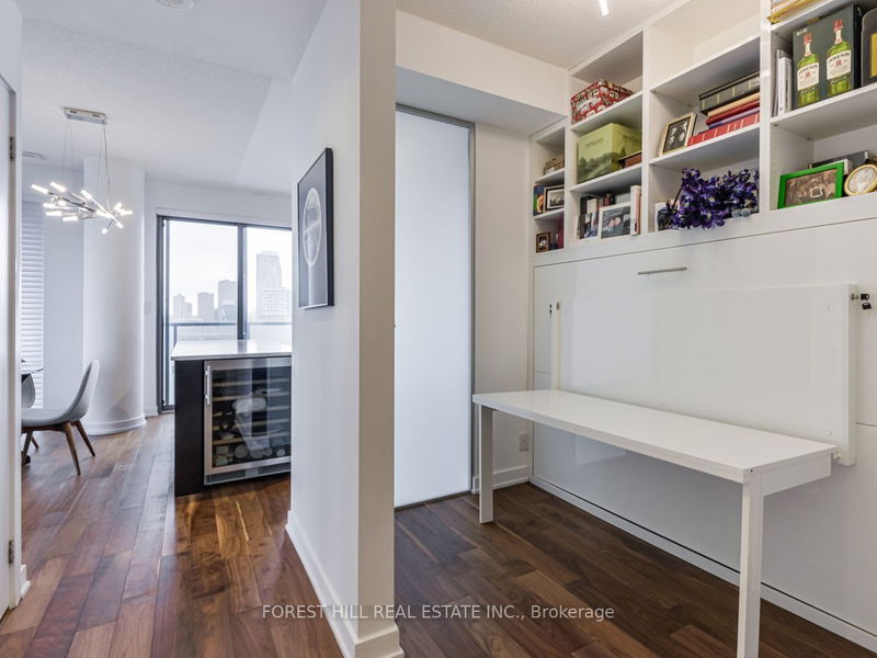 Preview image for 1815 Yonge St #1704, Toronto