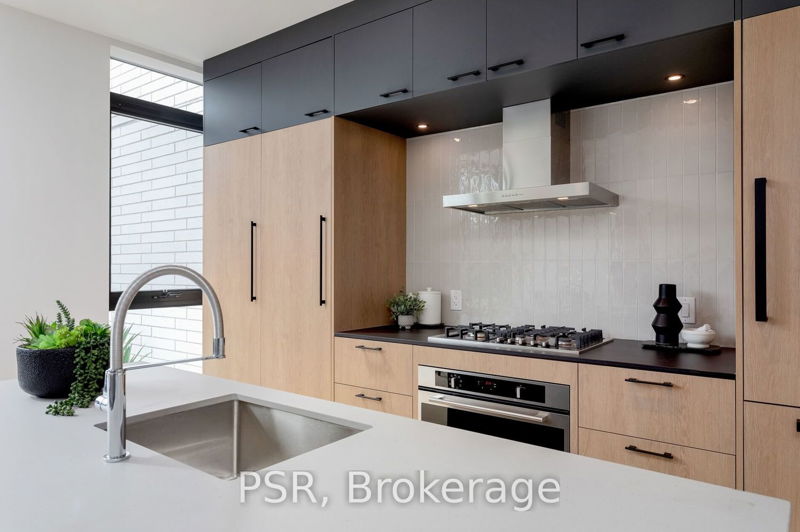 Preview image for 41 Dovercourt Rd #808, Toronto