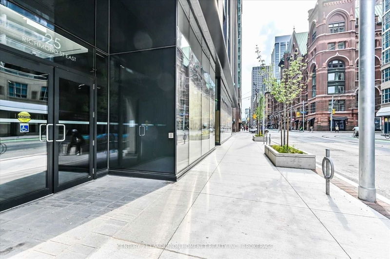 Preview image for 25 Richmond St #402, Toronto