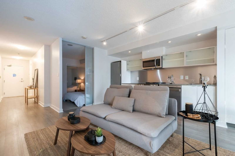 Preview image for 4K Spadina Ave #317, Toronto
