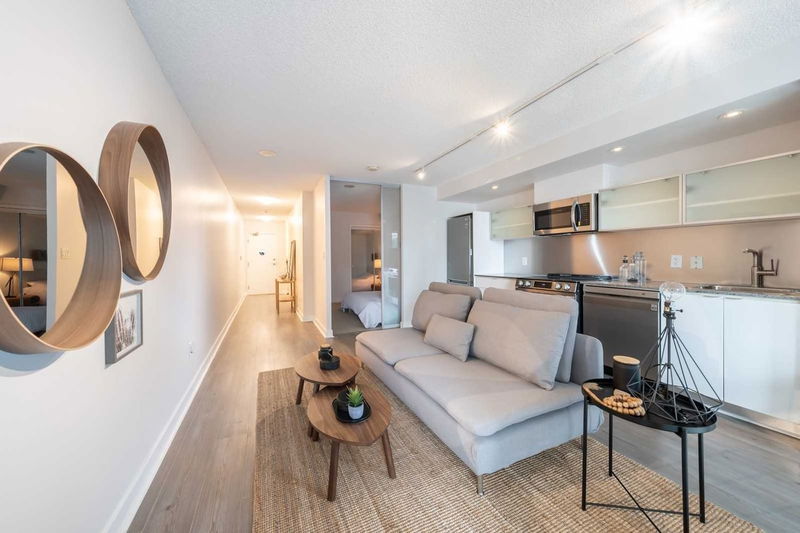 Preview image for 4K Spadina Ave #317, Toronto