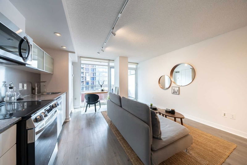 Preview image for 4K Spadina Ave #317, Toronto