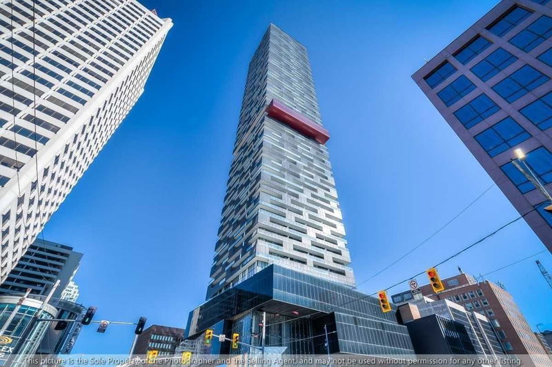 Preview image for 8 Eglinton Ave E #2709, Toronto