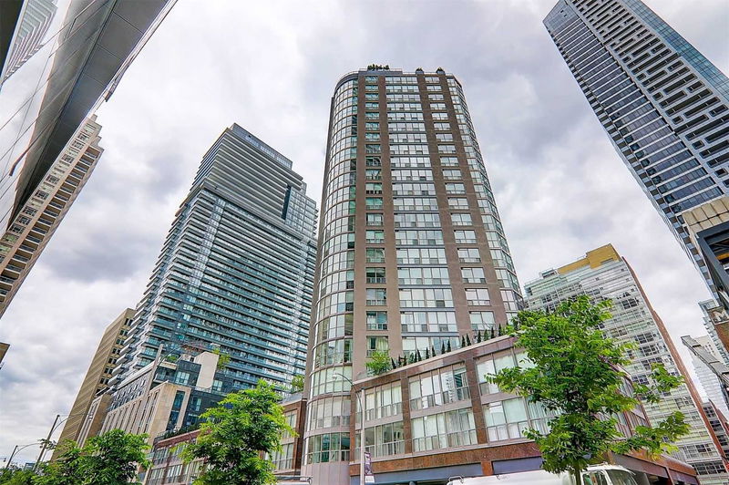 Preview image for 24 Wellesley St W #1611, Toronto