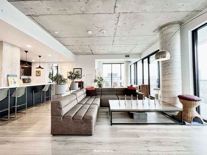 Preview image for 55 Ontario St #2403, Toronto