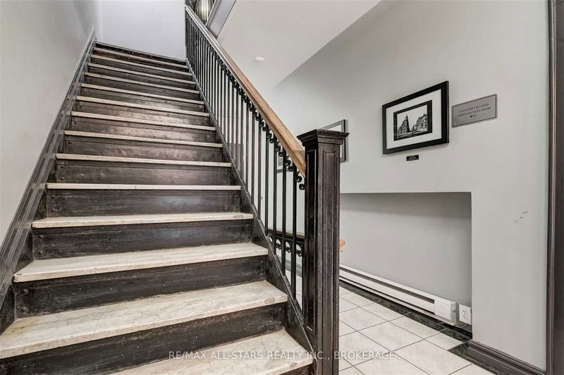 Preview image for 412 Jarvis St #303, Toronto