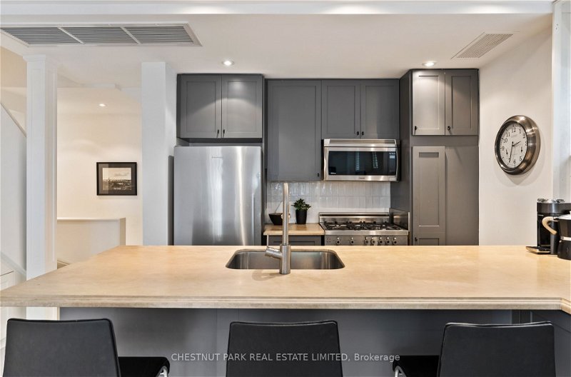 Preview image for 33 Price St #1, Toronto