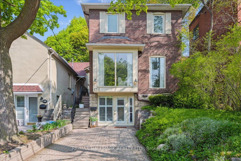 Preview image for 136 Castlefield Ave, Toronto