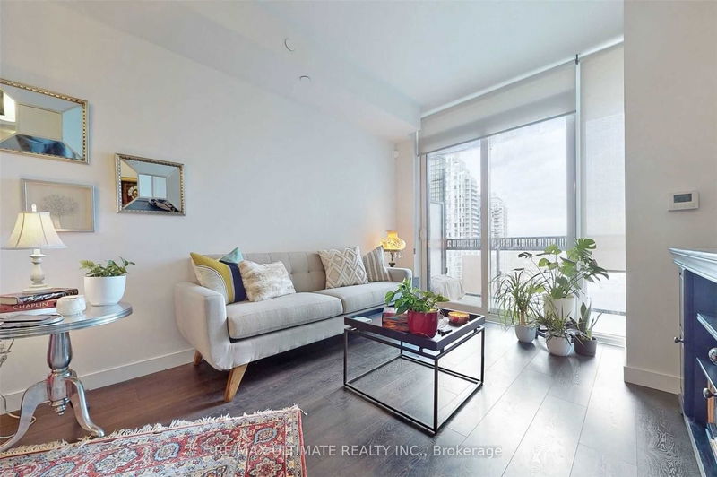 Preview image for 8 Eglinton Ave E #1307, Toronto