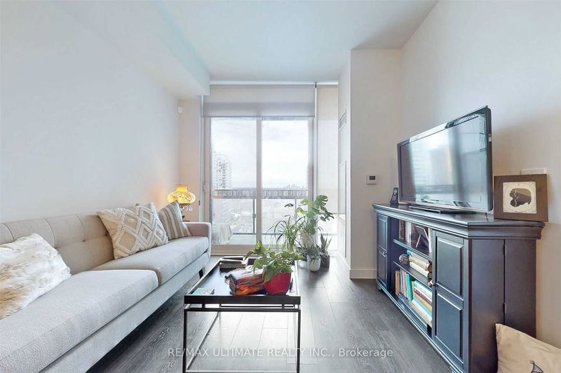 Preview image for 8 Eglinton Ave E #1307, Toronto