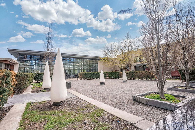 Preview image for 11 Brunel Crt #1111, Toronto