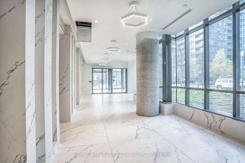 Preview image for 11 Brunel Crt #1111, Toronto