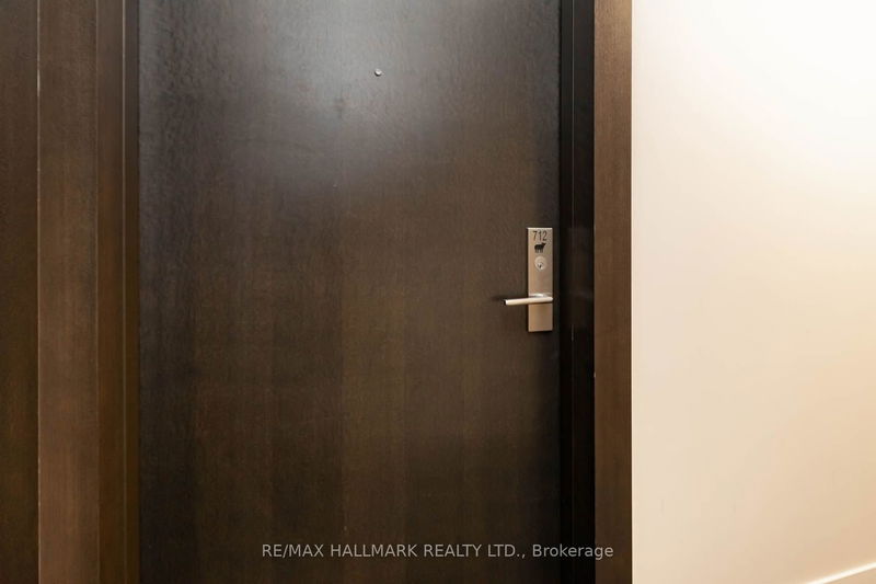 Preview image for 55 Ontario St #712, Toronto