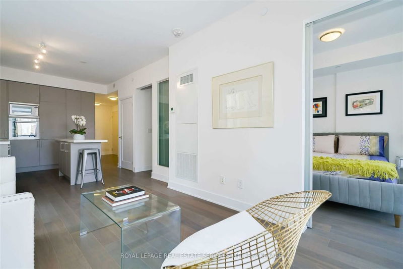 Preview image for 88 Cumberland St #1206, Toronto