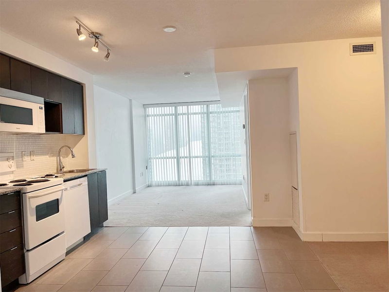 Preview image for 15 Fort York Blvd #3607, Toronto
