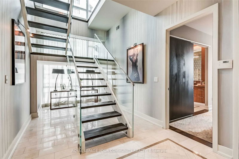 Preview image for 637 Lake Shore Blvd W #1004, Toronto