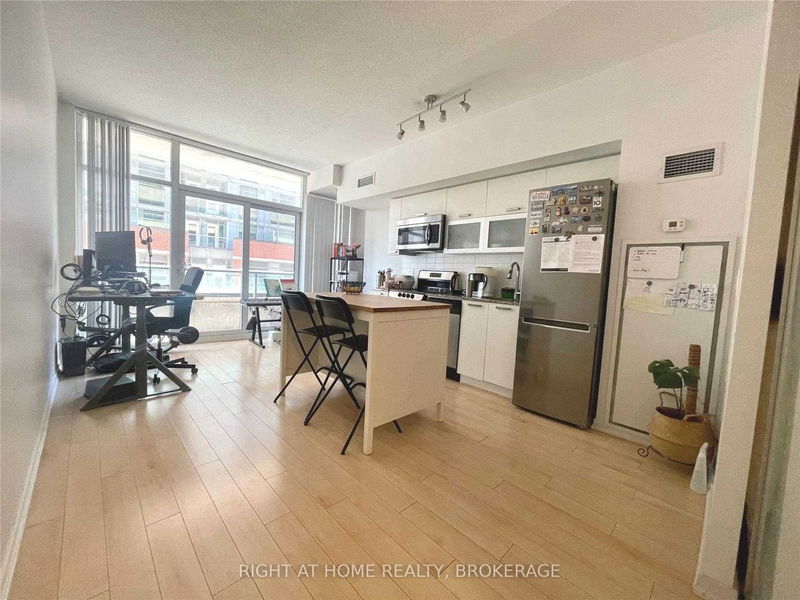 Preview image for 36 Lisgar St #611W, Toronto