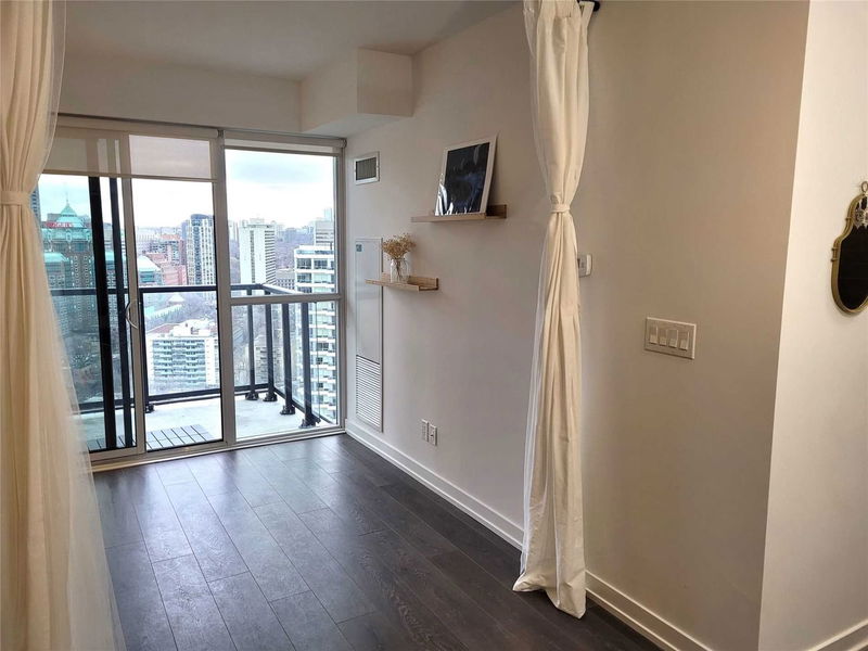 Preview image for 159 Wellesley St #2510, Toronto