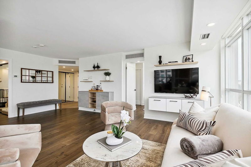 Preview image for 550 Queens Quay W #703, Toronto