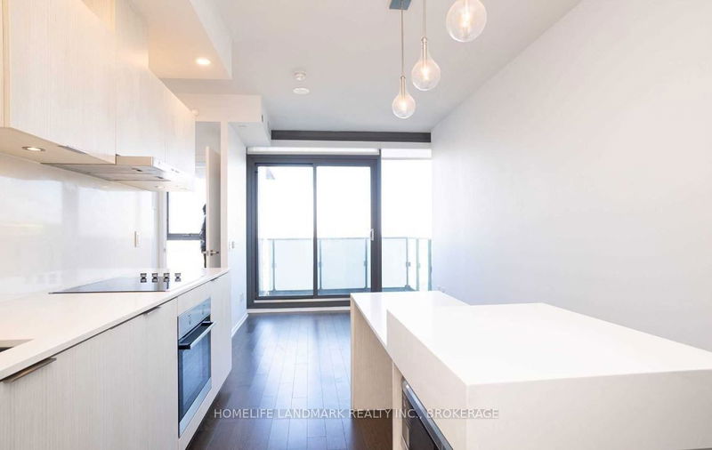 Preview image for 16 Bonnycastle St N #1307, Toronto