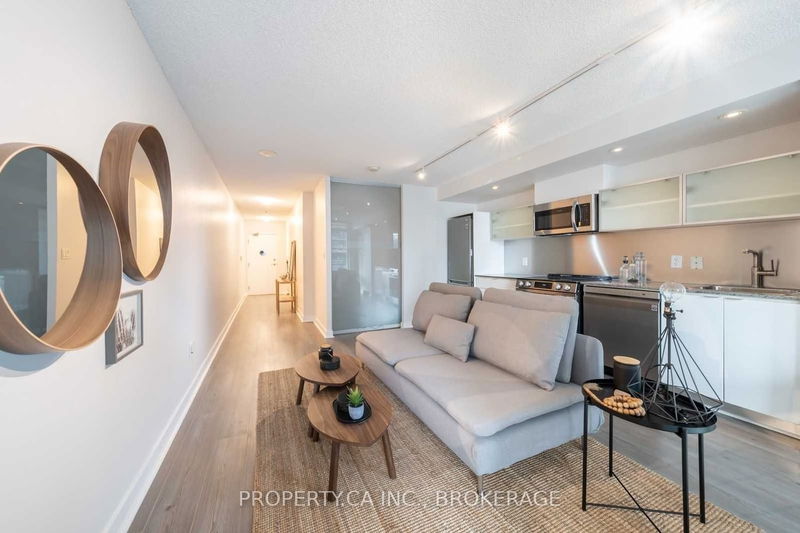 Preview image for 4K Spadina Ave #317, Toronto