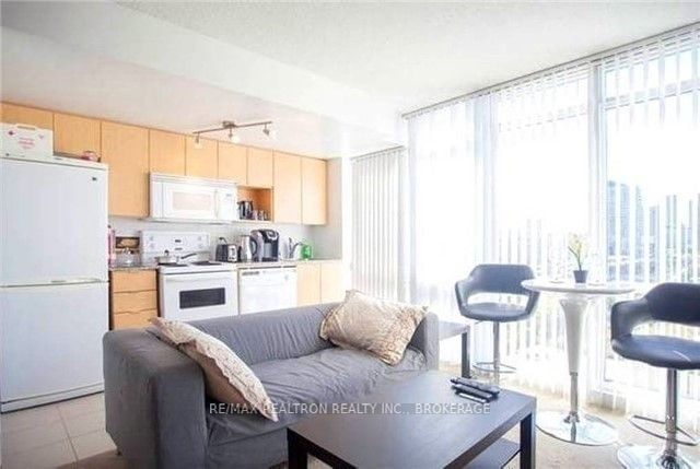 Preview image for 11 Brunel Crt #916, Toronto