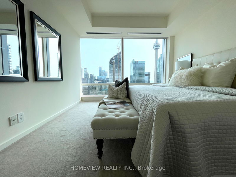 Preview image for 180 University Ave #3609, Toronto