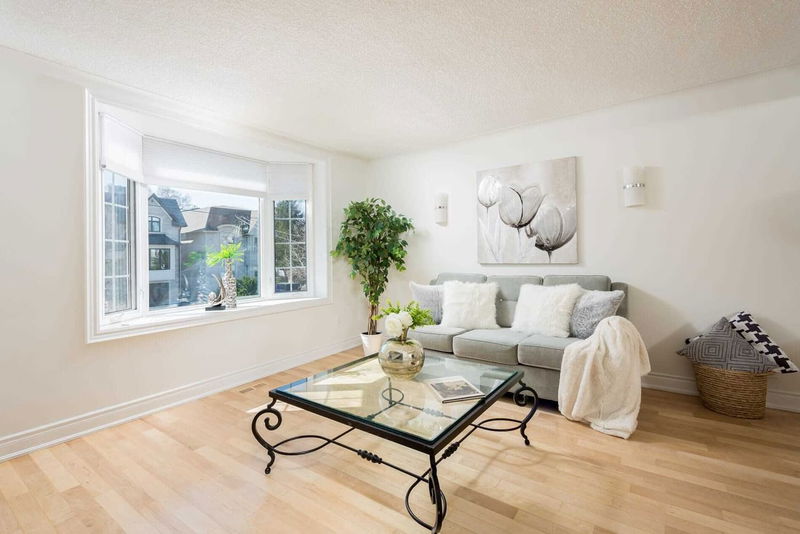 Preview image for 338 Broadway Ave, Toronto
