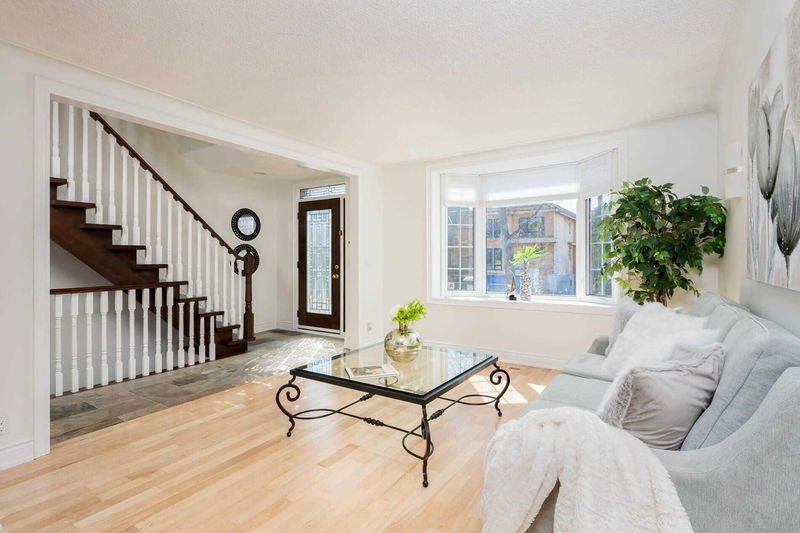 Preview image for 338 Broadway Ave, Toronto